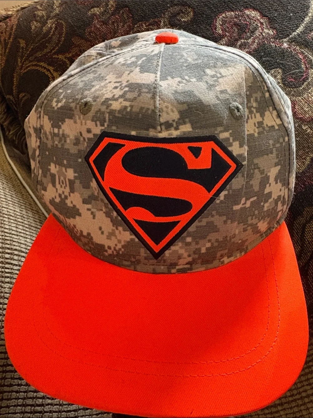 DC COMICS SUPERMAN Youth OSFM Camo Orange Superman Cap